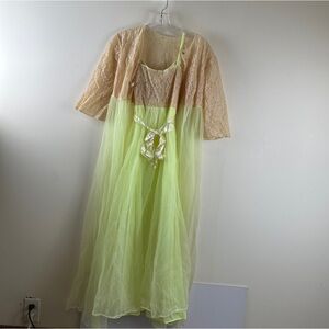 Vintage 1960 Lisette Lime Green Peignoir Set